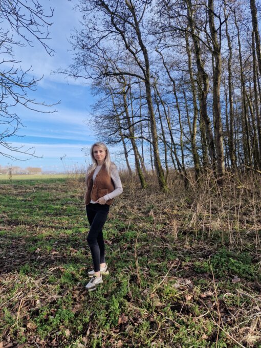 Wollen bodywarmer met knoopjes - Afbeelding 43